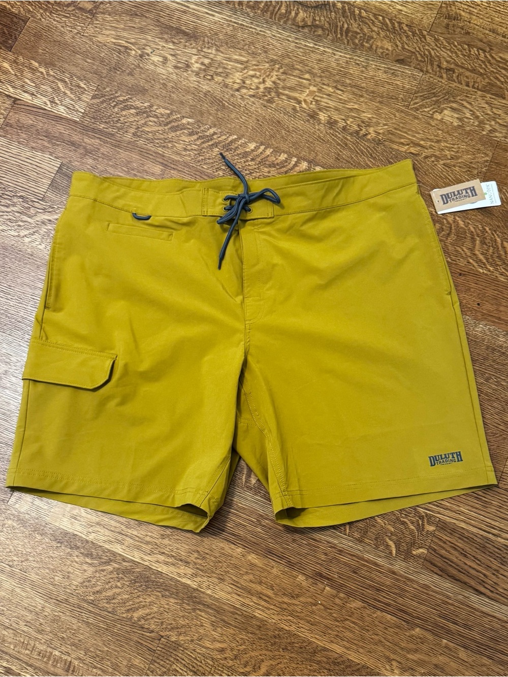 Duluth Trading Co Men's Mustard Yellow Swim Board Shorts Size 44 NWT